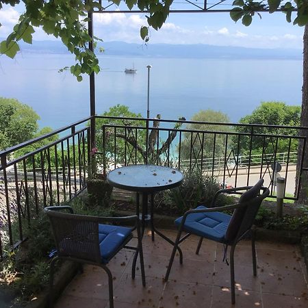 House Vali Bed & Breakfast Lovran Exterior foto